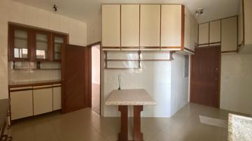 Alugar Apartamentos / Padrão em Ribeirão Preto R$ 1.800,00 - Foto 13