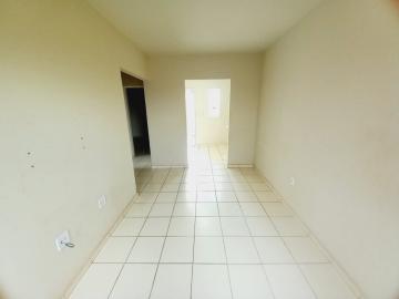 Alugar Casa / Padrão em Ribeirão Preto R$ 800,00 - Foto 2