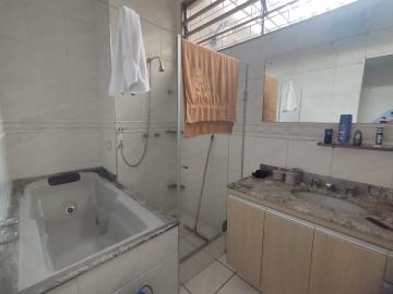 Alugar Casa / Padrão em Ribeirão Preto R$ 1.700,00 - Foto 12