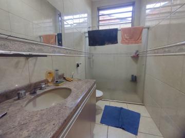 Alugar Casa / Padrão em Ribeirão Preto R$ 1.700,00 - Foto 13