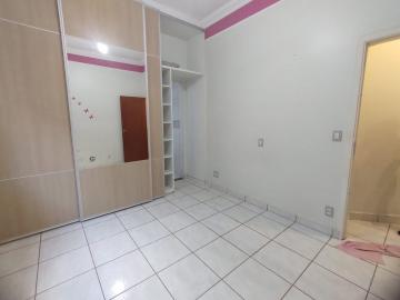 Alugar Casa / Padrão em Ribeirão Preto R$ 1.700,00 - Foto 9