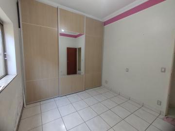 Alugar Casa / Padrão em Ribeirão Preto R$ 1.700,00 - Foto 8