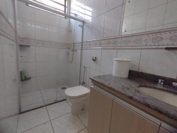 Alugar Casa / Padrão em Ribeirão Preto R$ 1.700,00 - Foto 14