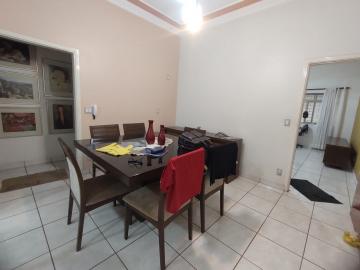 Alugar Casa / Padrão em Ribeirão Preto R$ 1.700,00 - Foto 4