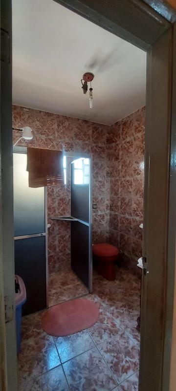 Alugar Casa / Padrão em Ribeirão Preto R$ 1.300,00 - Foto 11