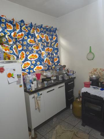 Comprar Casas / Padrão em Ribeirão Preto R$ 170.000,00 - Foto 3