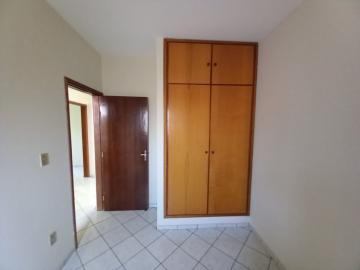 Alugar Apartamento / Padrão em Ribeirão Preto R$ 900,00 - Foto 13