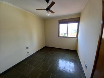 Alugar Apartamento / Padrão em Ribeirão Preto R$ 1.900,00 - Foto 12