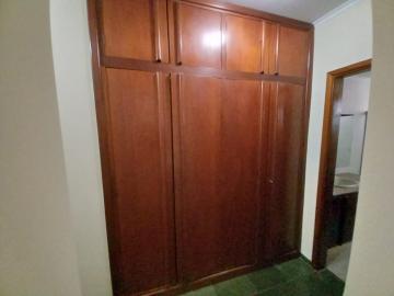 Alugar Apartamento / Padrão em Ribeirão Preto R$ 1.900,00 - Foto 17