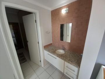 Alugar Apartamento / Padrão em Ribeirão Preto R$ 1.990,00 - Foto 4