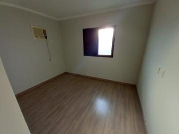 Alugar Apartamento / Padrão em Ribeirão Preto R$ 1.400,00 - Foto 10