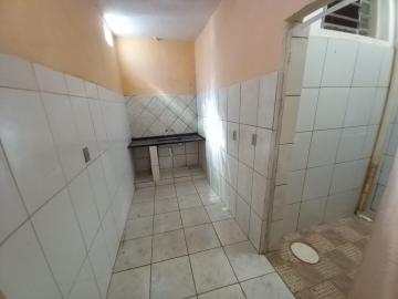 Alugar Casa / Padrão em Ribeirão Preto R$ 700,00 - Foto 5