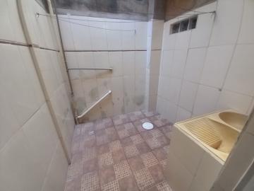 Alugar Casa / Padrão em Ribeirão Preto R$ 700,00 - Foto 8