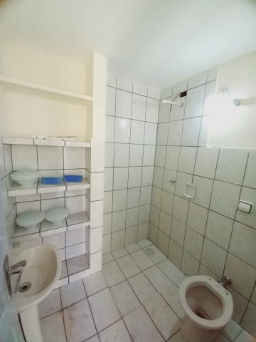 Alugar Casa / Padrão em Ribeirão Preto R$ 800,00 - Foto 6