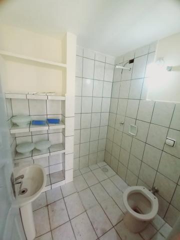 Alugar Casa / Padrão em Ribeirão Preto R$ 800,00 - Foto 7