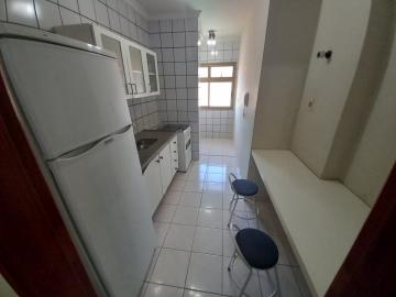 Alugar Apartamento / Padrão em Ribeirão Preto R$ 1.100,00 - Foto 2