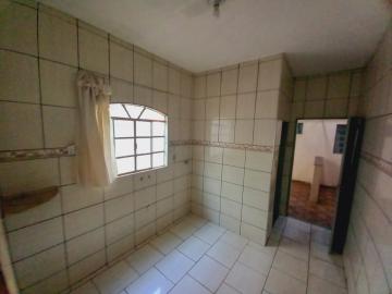 Alugar Casa / Padrão em Ribeirão Preto R$ 1.000,00 - Foto 3