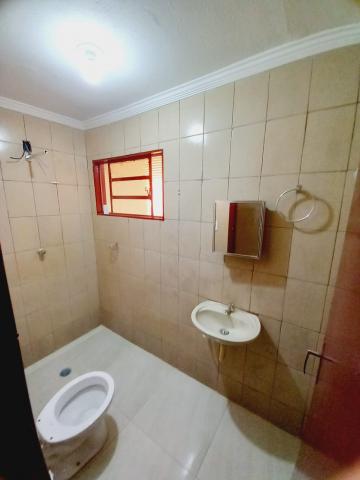 Alugar Casa / Padrão em Ribeirão Preto R$ 700,00 - Foto 7