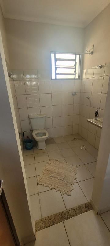 Alugar Casa / Padrão em Ribeirão Preto R$ 2.000,00 - Foto 7