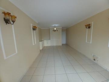 Alugar Apartamento / Padrão em Ribeirão Preto R$ 1.800,00 - Foto 2