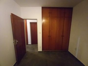 Alugar Apartamento / Padrão em Ribeirão Preto R$ 1.800,00 - Foto 8