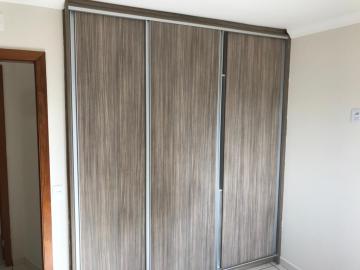 Alugar Apartamento / Padrão em Ribeirão Preto R$ 1.600,00 - Foto 5