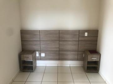 Alugar Apartamento / Padrão em Ribeirão Preto R$ 1.600,00 - Foto 8