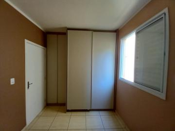 Alugar Apartamento / Padrão em Bonfim Paulista R$ 850,00 - Foto 8