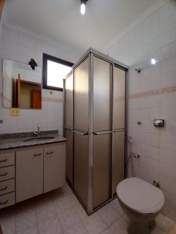 Alugar Apartamento / Padrão em Ribeirão Preto R$ 1.200,00 - Foto 11