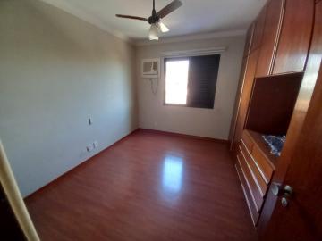 Alugar Apartamento / Padrão em Ribeirão Preto R$ 1.600,00 - Foto 12