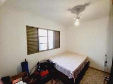 Alugar Casa / Padrão em Ribeirão Preto R$ 1.900,00 - Foto 5