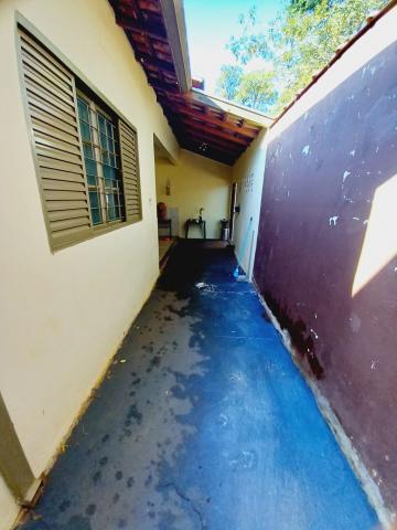 Alugar Casa / Padrão em Ribeirão Preto R$ 1.900,00 - Foto 13