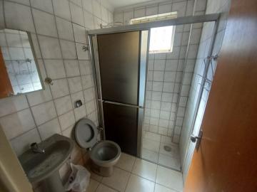 Alugar Apartamento / Padrão em Ribeirão Preto R$ 1.200,00 - Foto 8