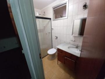 Alugar Apartamento / Padrão em Ribeirão Preto R$ 1.100,00 - Foto 8