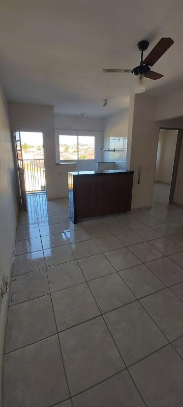 Alugar Apartamento / Padrão em Ribeirão Preto R$ 800,00 - Foto 2