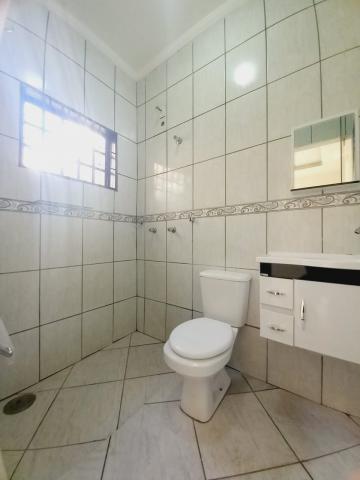 Alugar Casa / Padrão em Ribeirão Preto R$ 1.300,00 - Foto 15