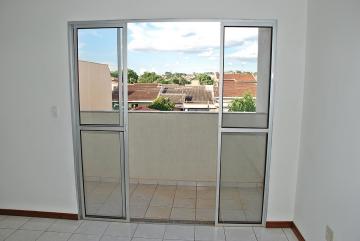 Alugar Apartamento / Padrão em Ribeirão Preto R$ 1.700,00 - Foto 3