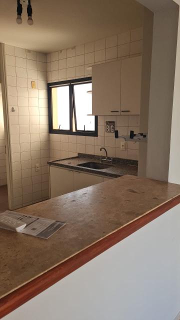 Alugar Apartamento / Padrão em Ribeirão Preto R$ 2.400,00 - Foto 9