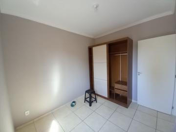 Alugar Apartamento / Padrão em Ribeirão Preto R$ 800,00 - Foto 4