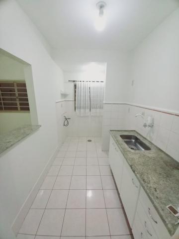 Alugar Apartamento / Padrão em Ribeirão Preto R$ 650,00 - Foto 5