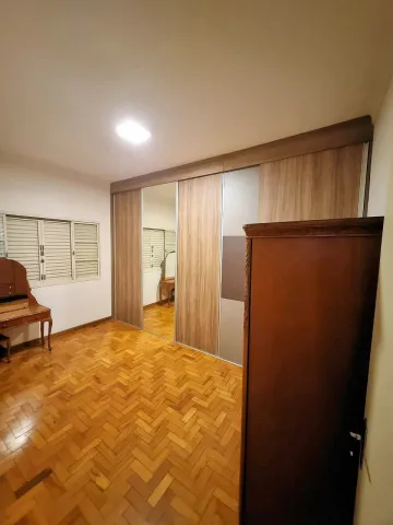 Alugar Casa / Padrão em Ribeirão Preto R$ 2.600,00 - Foto 2