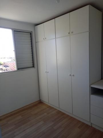 Alugar Apartamento / Padrão em Ribeirão Preto R$ 1.000,00 - Foto 9