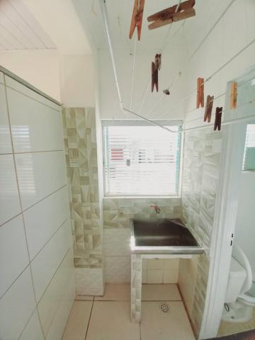 Alugar Casa / Padrão em Ribeirão Preto R$ 700,00 - Foto 10
