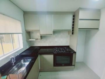 Alugar Apartamento / Padrão em Ribeirão Preto R$ 950,00 - Foto 2