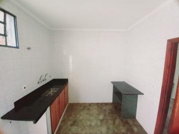 Alugar Casas / Padrão em Ribeirão Preto R$ 1.600,00 - Foto 15