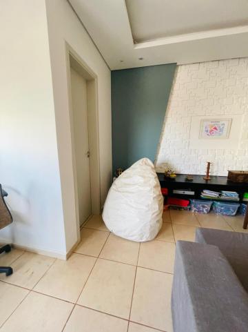 Alugar Apartamento / Padrão em Ribeirão Preto R$ 2.100,00 - Foto 2