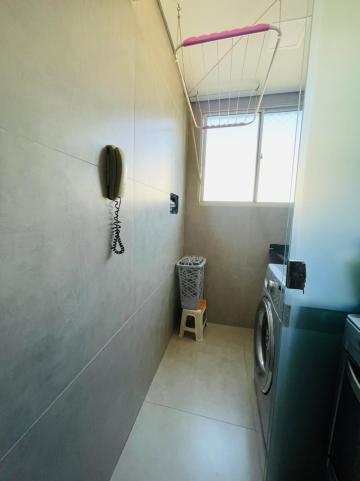 Alugar Apartamento / Padrão em Ribeirão Preto R$ 2.100,00 - Foto 8