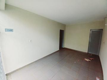 Alugar Casa / Padrão em Ribeirão Preto R$ 1.300,00 - Foto 19