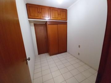 Alugar Apartamento / Padrão em Ribeirão Preto R$ 1.700,00 - Foto 8