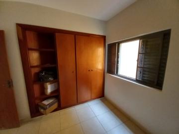 Alugar Apartamentos / Padrão em Ribeirão Preto R$ 1.600,00 - Foto 9